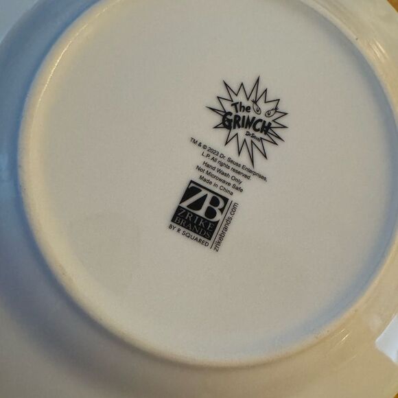 The Grinch by Dr.Suess small plate NWOT - Picture 3 of 5